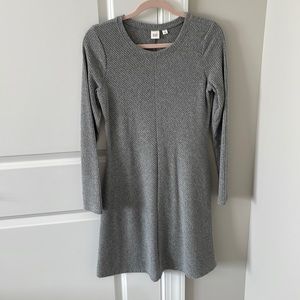 Gap gray long sleeve dress
